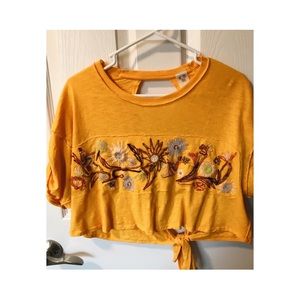 We The Free Garden Time Yellow Tee - Size Small